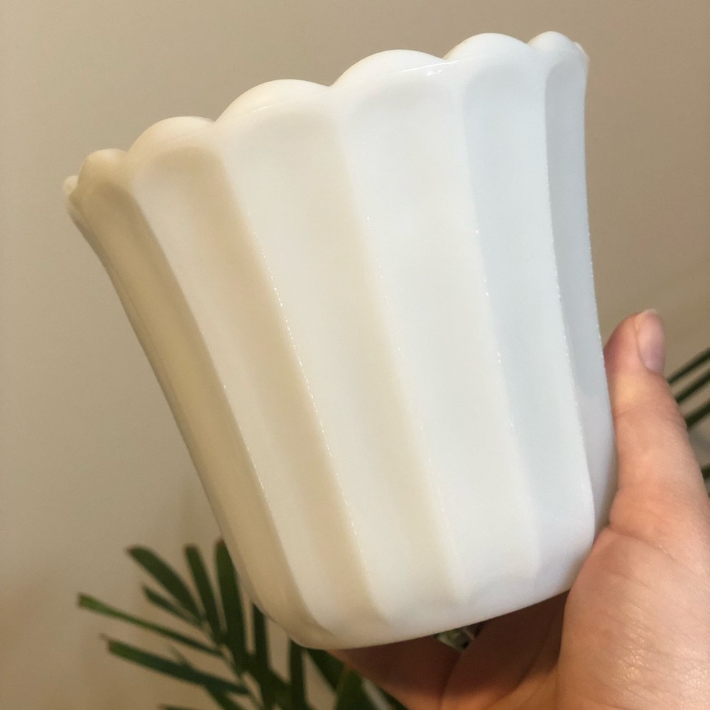 Milk Glass Scalloped Vase/Pot